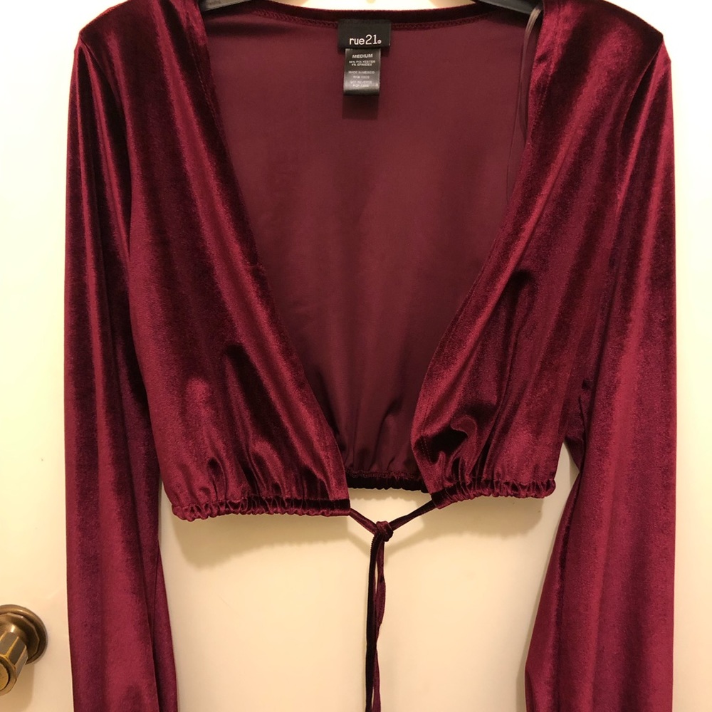 Rue 21 burgundy crop top
